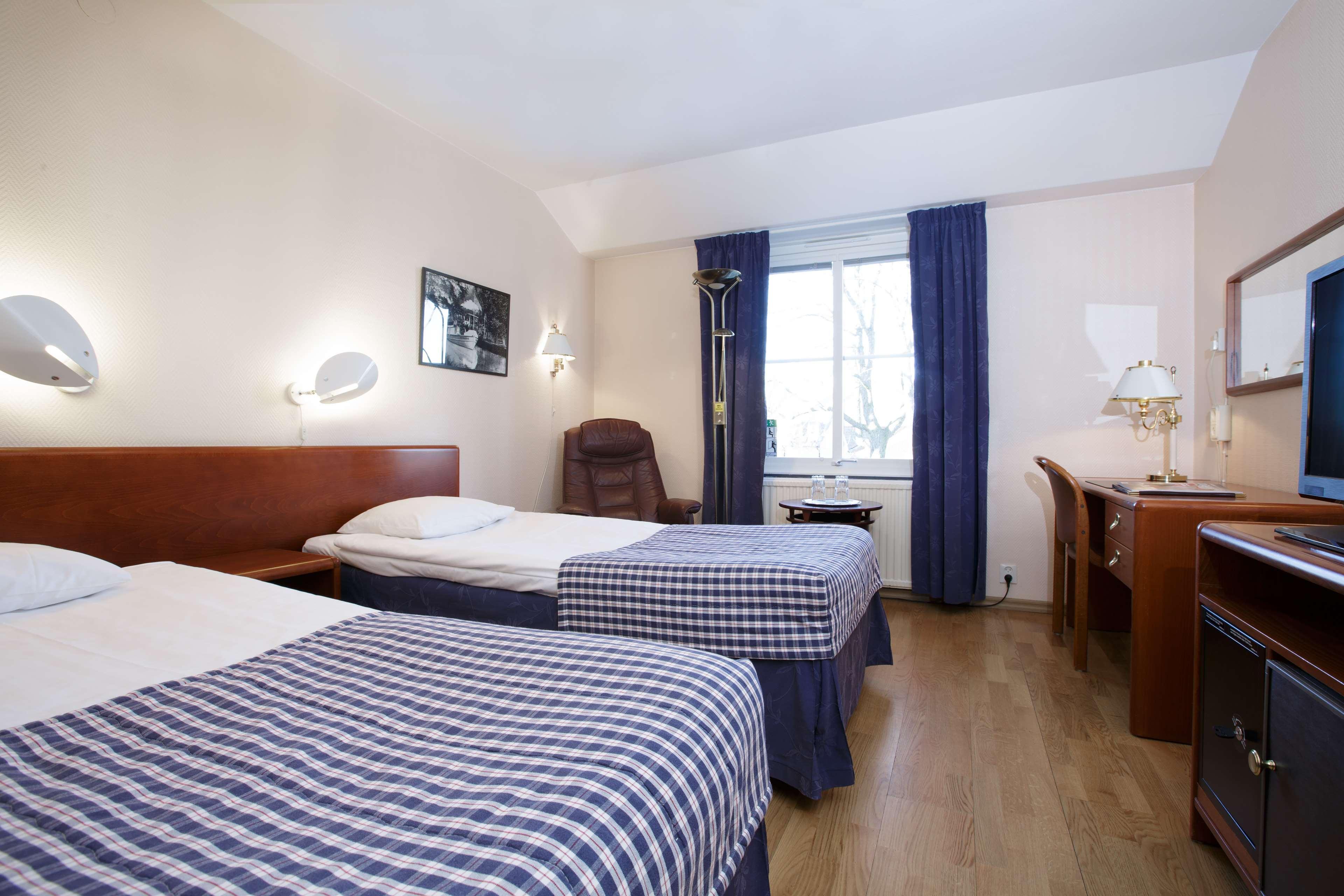 Best Western Plus Fergus Hotel Exteriör bild