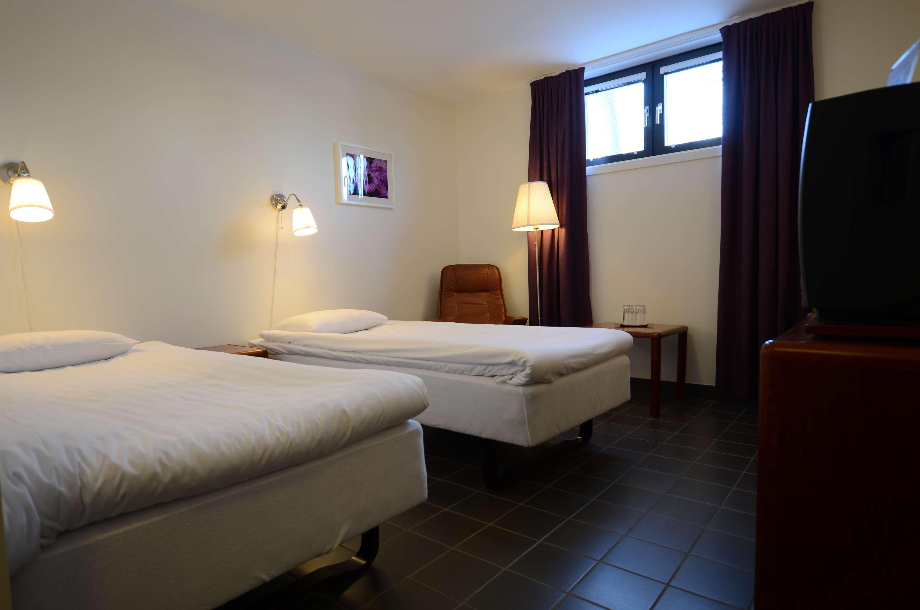 Best Western Plus Fergus Hotel Exteriör bild